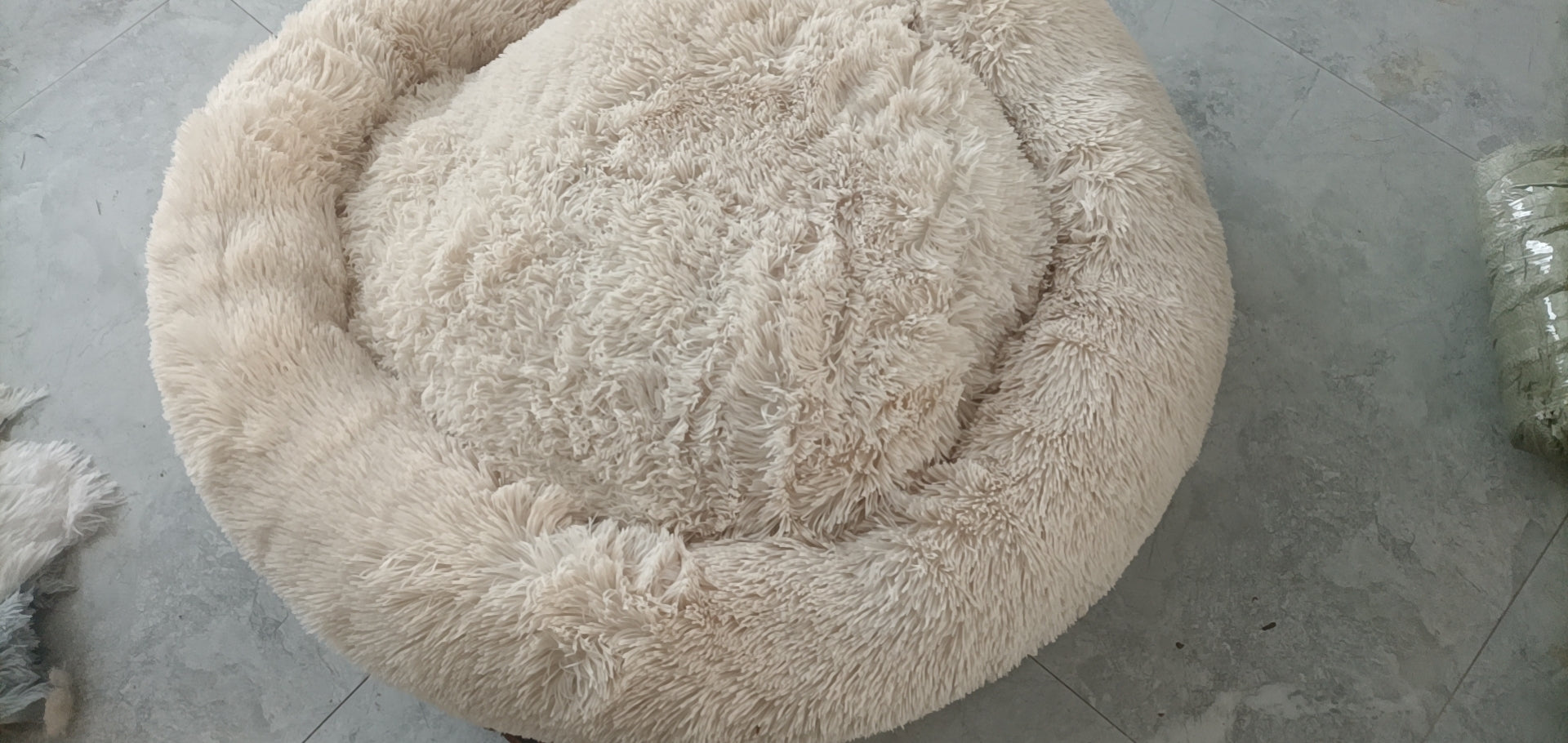 CloudNest Plush Round Pet Bed